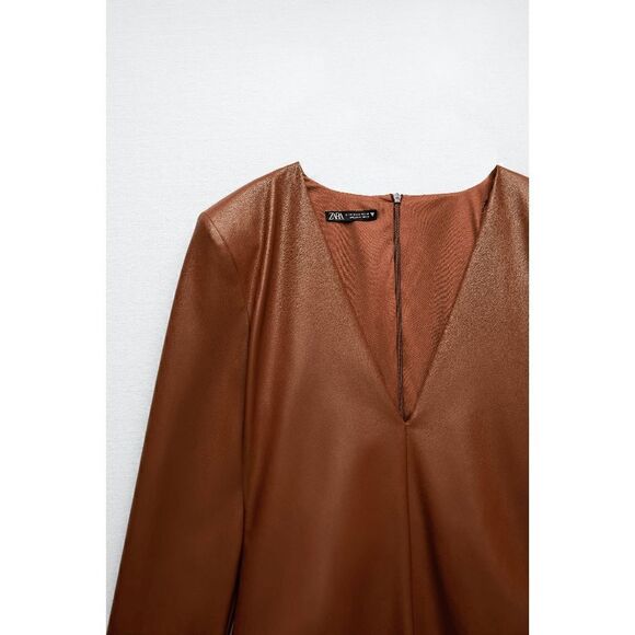 ZARA NWT SIZE MEDIUM FAUX LEATHER BODYSUIT BROWN, WINTER 2022 FAV! - Picture 8 of 8